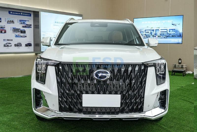 2025 GAC ES9 PHEV Pro+ premium 7-seater hybrid SUV featuring 143 km electric range, modern design, advanced driver assistance technology, spacious interior, and efficient plug-in hybrid performance.
